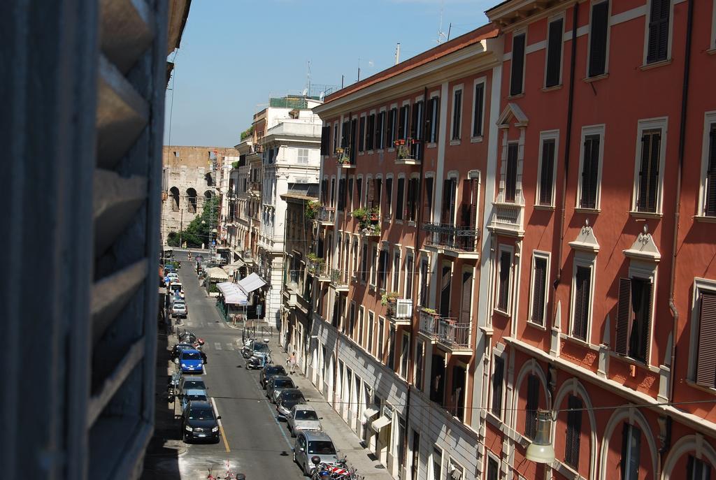 Su Al Celio - Colosseo Bed & Breakfast Roma Cameră foto